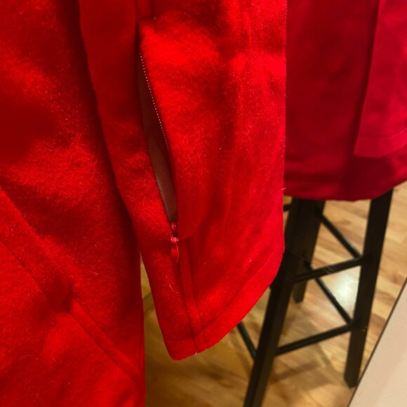 Red Pendleton Wool Blend Coat. Medium. - Picture 7 of 12